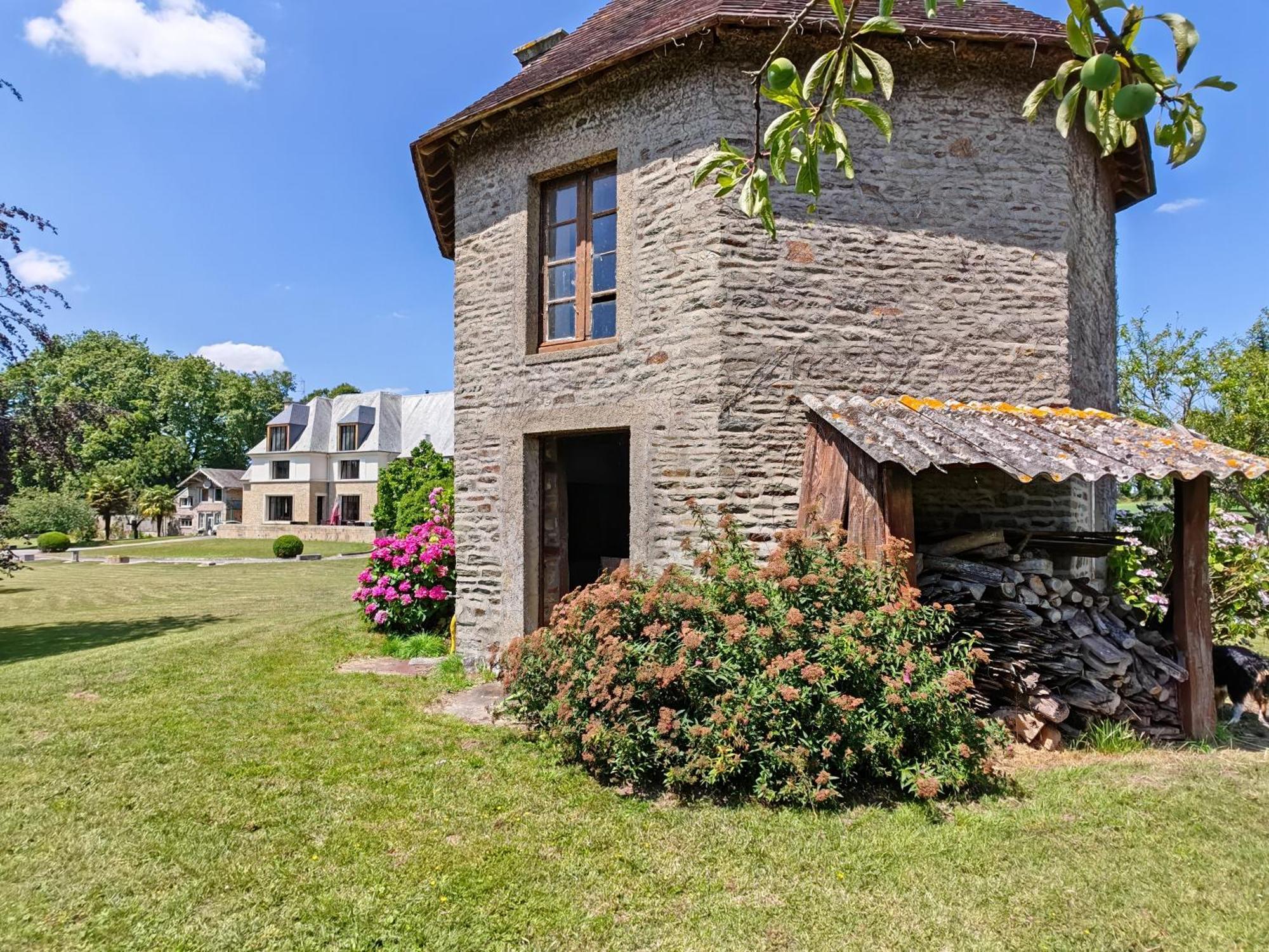 דירות Saint-Quentin-sur-le-Homme Domaine De L'Isle Maniere מראה חיצוני תמונה